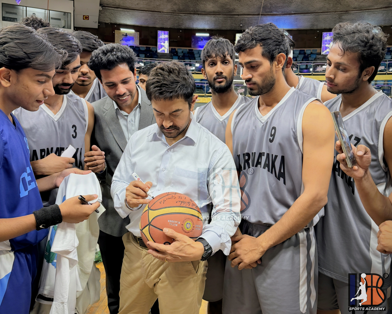 Sitaare Zameen Par's Aamir Khan Signing Basketballs for Ishwar Bhati • IB Sports Academy